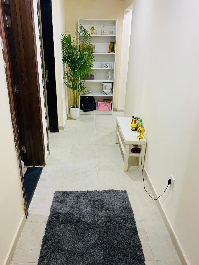 Nash Guest House Females Only 迪拜 外观 照片